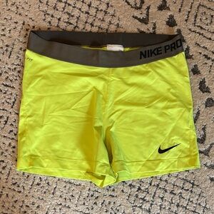Nike Pro XL Women's highlighter Yellow Shorts